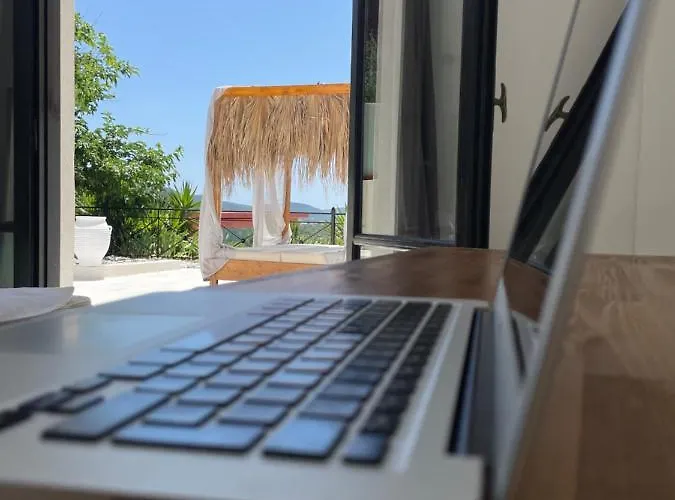 شقة Rustic Hill Private Pool كالاماتا