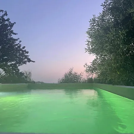 Rustic Hill Private Pool 아파트 *