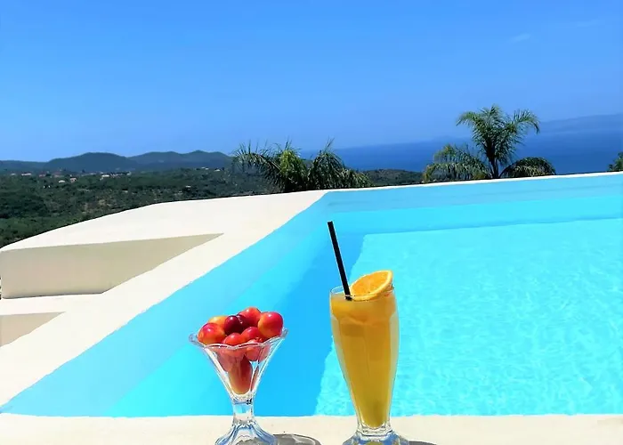 Апартаменты Rustic Hill Private Pool