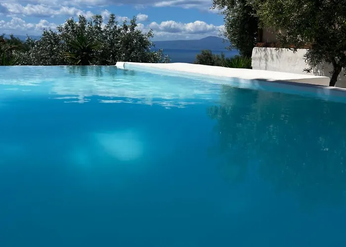 Rustic Hill Private Pool Appartamento *